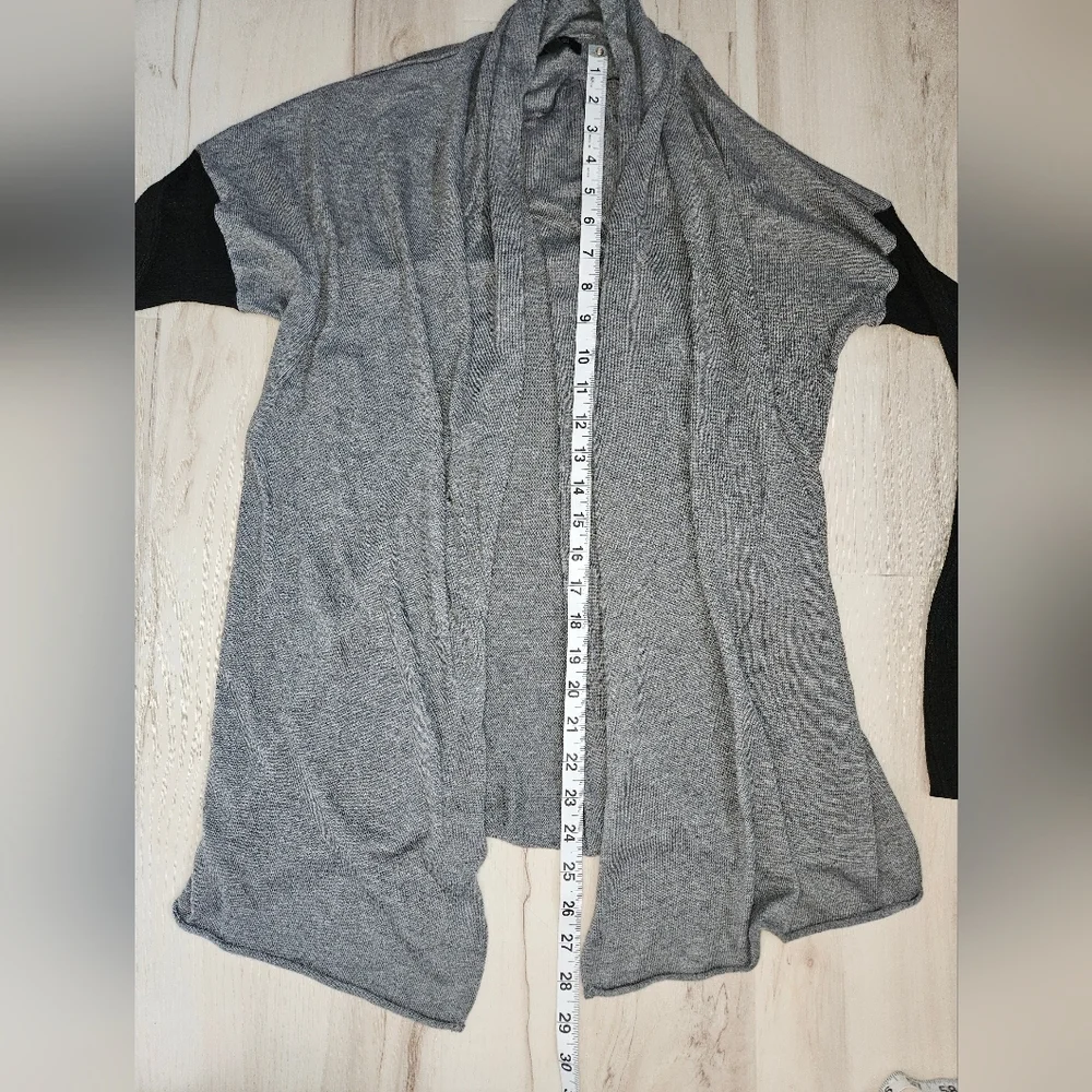 Apt. 9 Grey & Black Colorblock Open Front Cardigan Sweater Women's Small - Picture 5 of 8